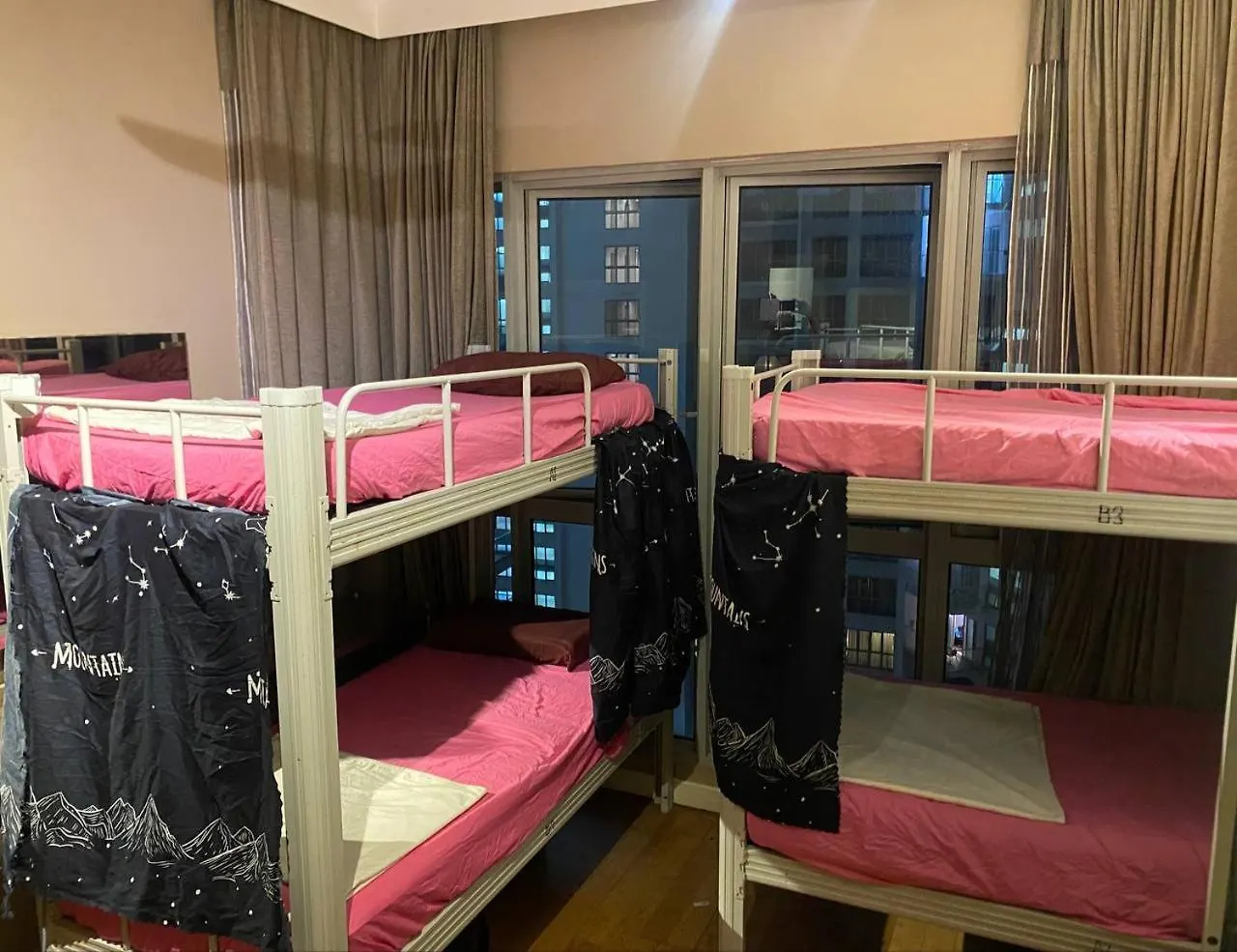 Kl Infinity Pool Hostel Kuala Lumpur
