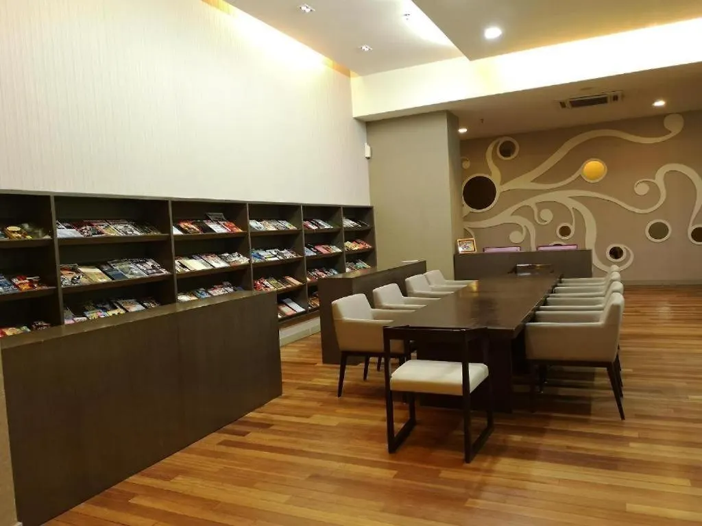 Kl Infinity Pool Hostel Kuala Lumpur